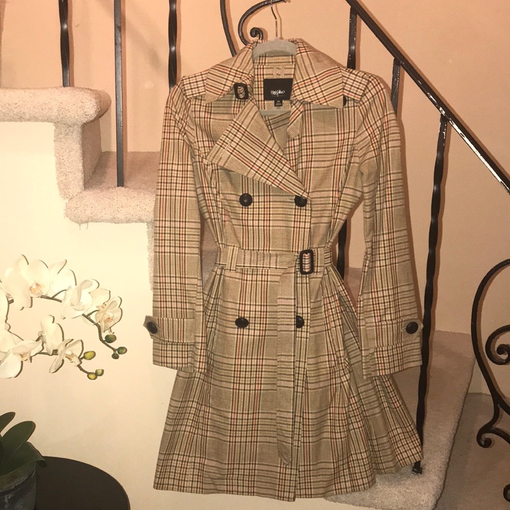 Massimo, Fall trench coat